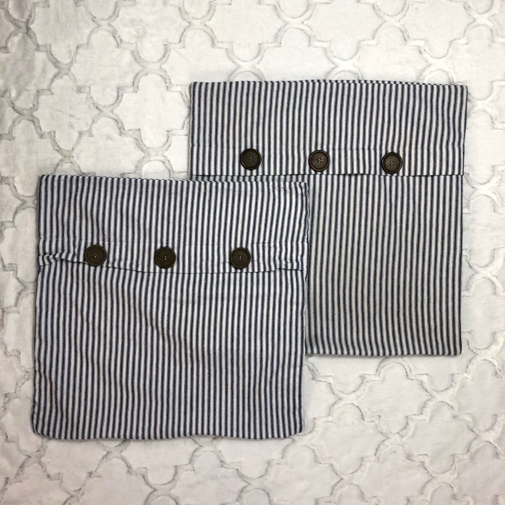 Throw pillow cover set
